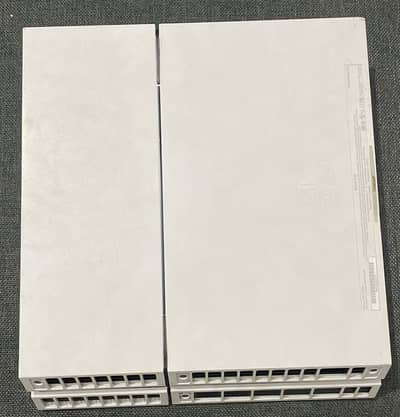 Sony PS4 Fat 1TB Glacier White – Excellent Condition