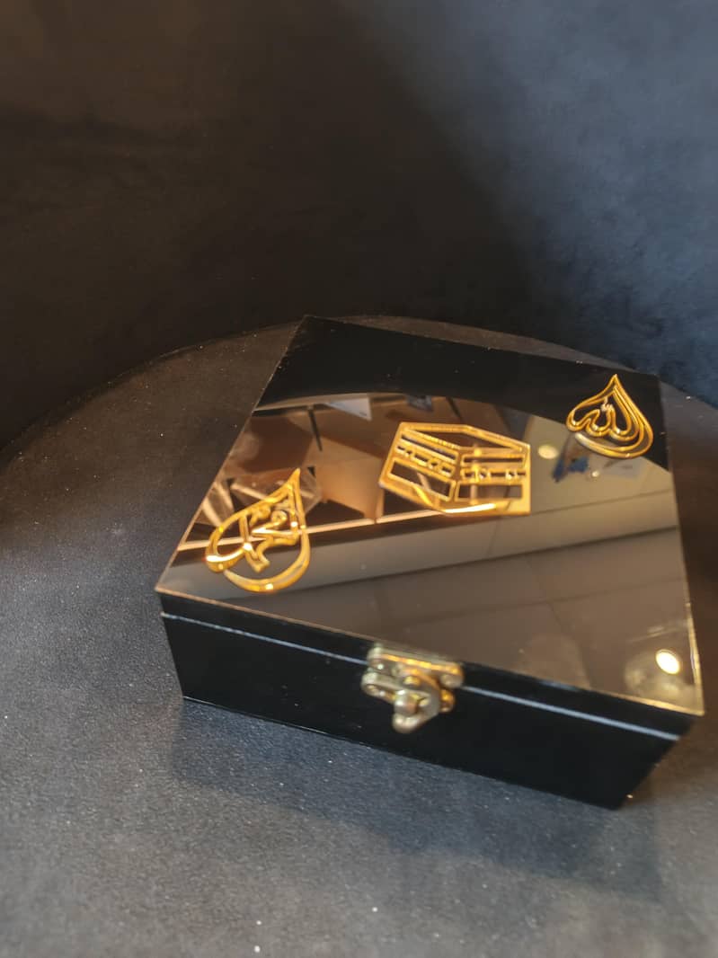Acrylic Boxes 1