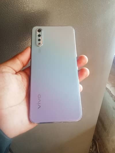 Vivo S1