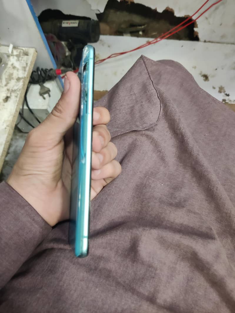 One Plus 8T 1