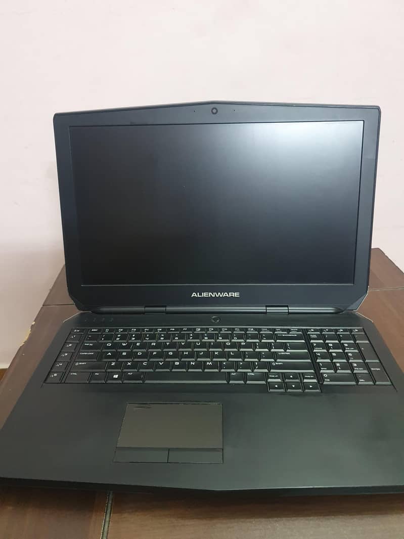 Alienware 17 R2 0