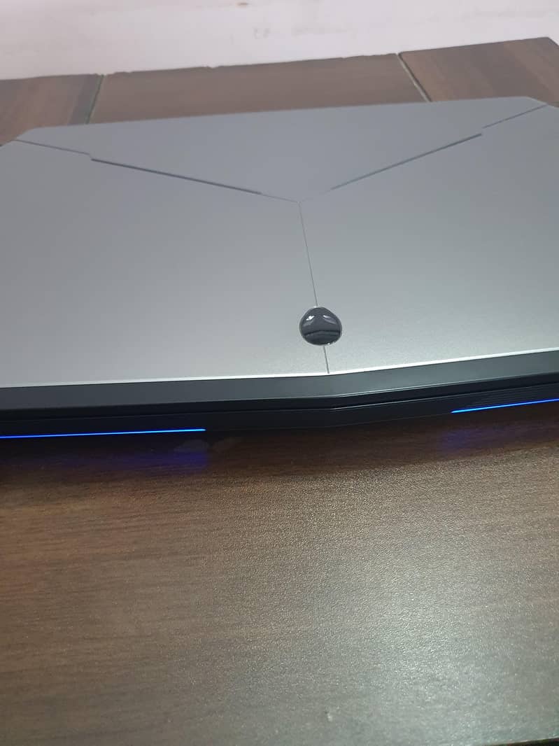 Alienware 17 R2 2