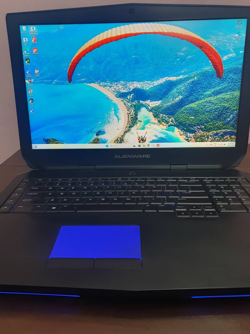Alienware 17 R2 5