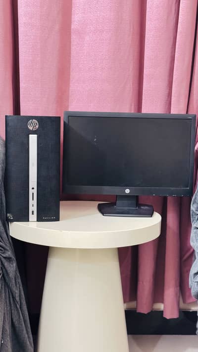 HP Pavilion Slim Tower Desktop PC with HP 18.5" LED Monitor