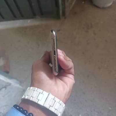 Apple iPhone XS