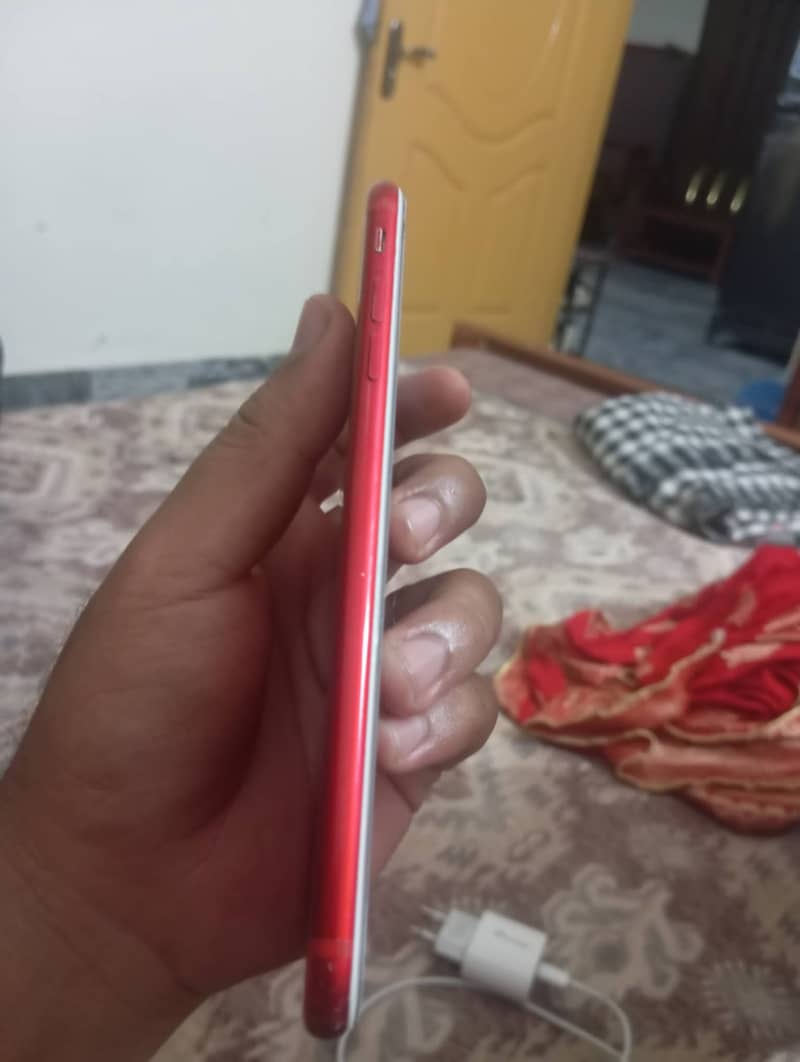 Apple iPhone 7 Plus 1