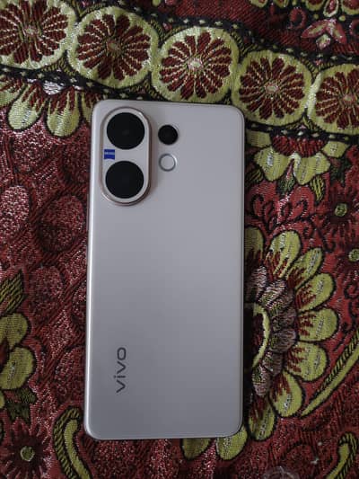 Vivo V60