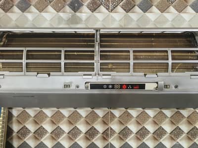 1 ton ac gree