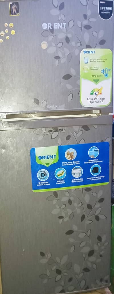 ORIENT DOUBLE DOOR FRIDGE IN GOOD CONDITION.