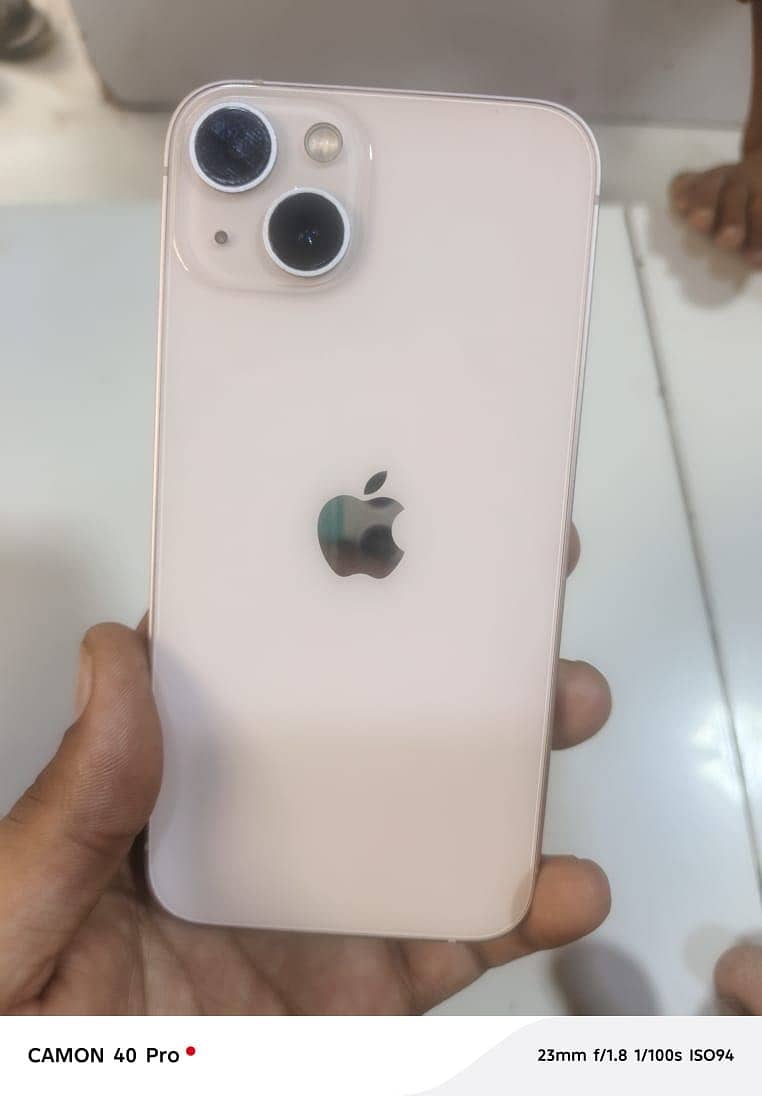 Apple iPhone 13 2