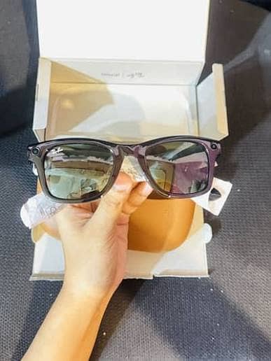 Meta Glasses 1 Excellent Condition With Box Complete Accessories