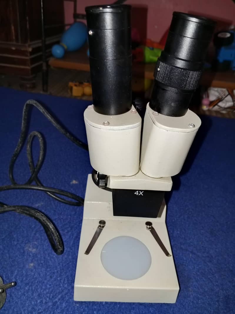 microscope 0
