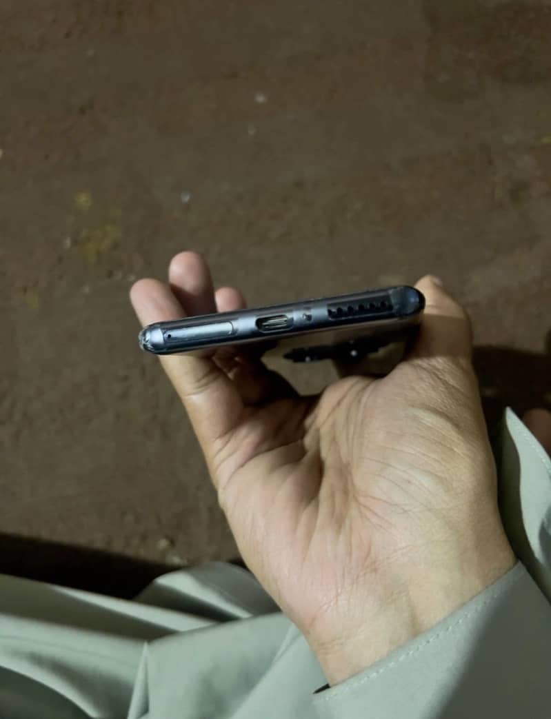 Redmi note 14 pro 1