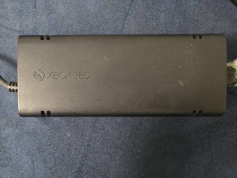 xbox 360 e 4