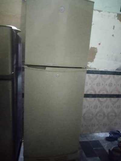 Pel medium size fridge for sale