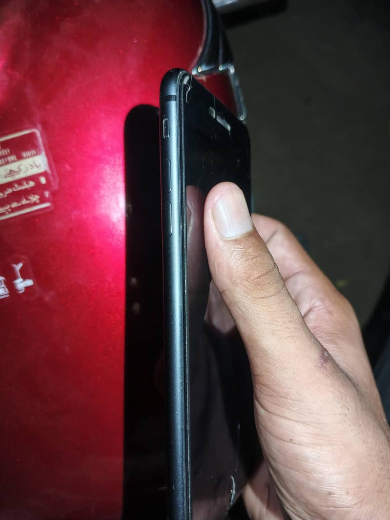 Apple iPhone 8 Plus 2