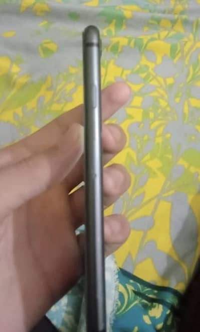 Apple iPhone 8