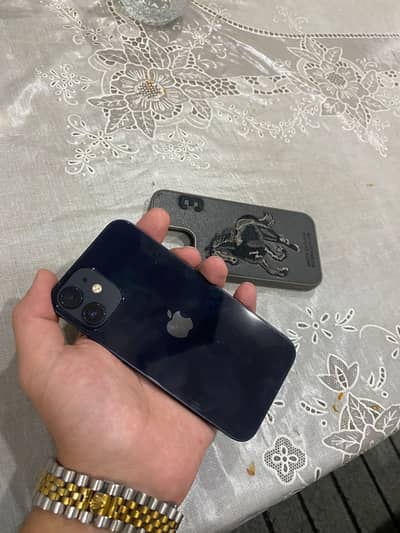 Apple iPhone 12 mini