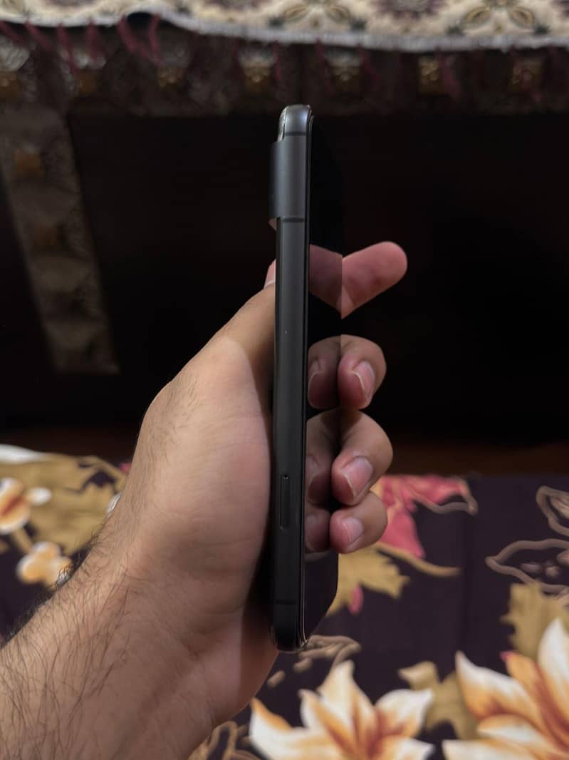 Google Pixel 8 2