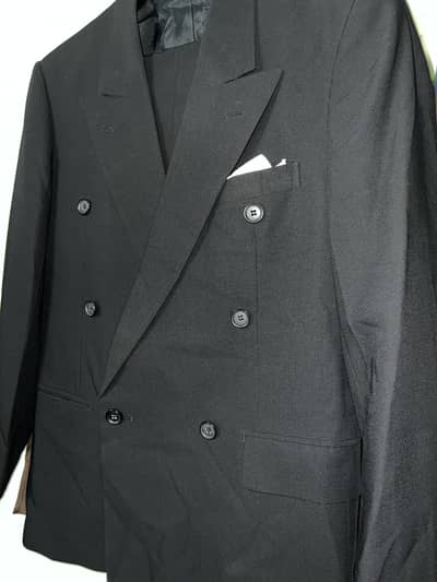 Men’s 2-Piece Formal Suit – Like New | Excellent Condition