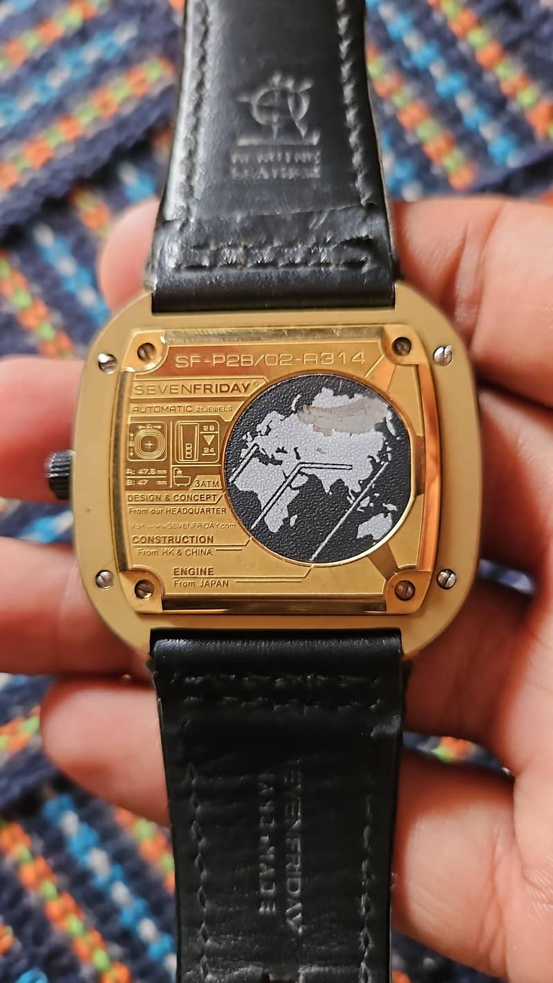 Sevenfriday 1