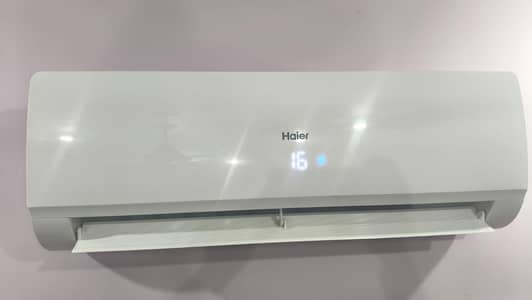 AC 1 TON JUST LIKE NEW
