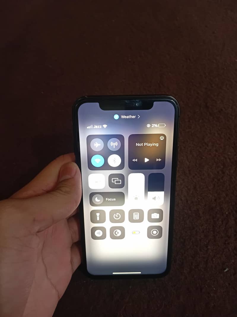 Apple iPhone X 3