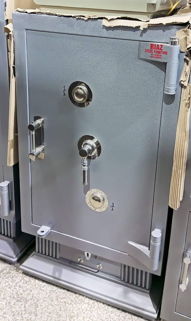 digital code safes lockers 5