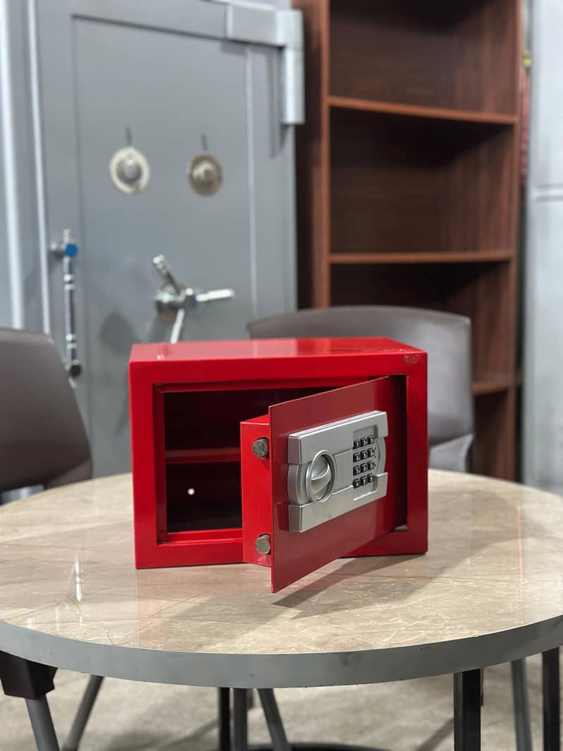 digital code safes lockers 6