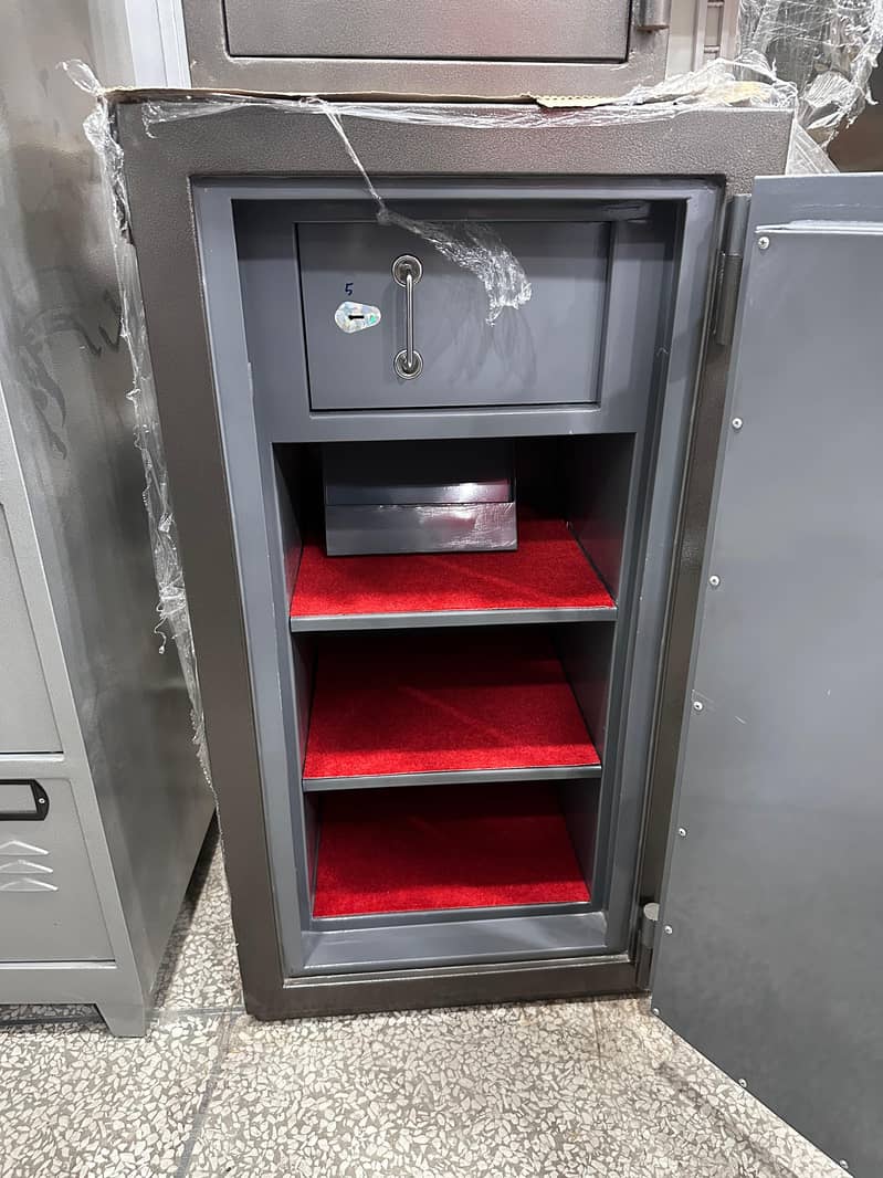 digital code safes lockers 12