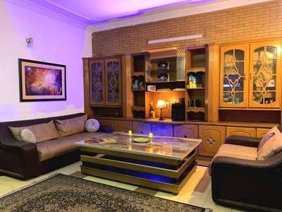 10 MARLA FURNISHED PORTION WITH BEAUTIFUL FURNITURE AVAILABLE FOR RENT