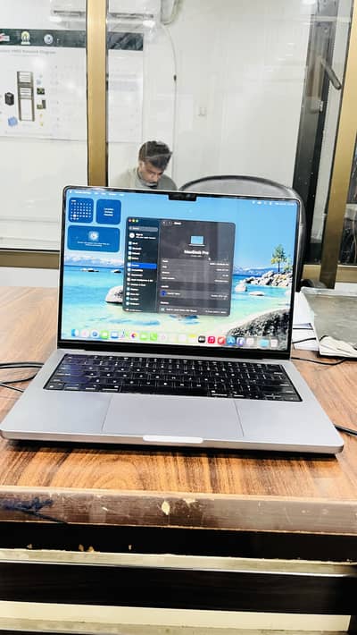Apple MacBook Pro M1 16GB RAM 512GB SSD Retina Display Laptop