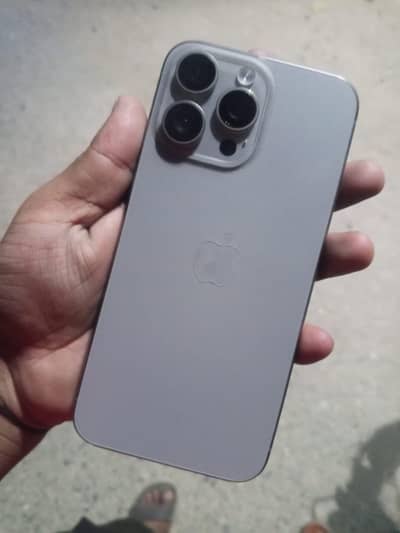 Apple iPhone 15 Pro Max