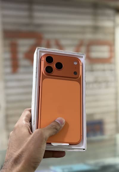 iPhone 17 pro max factory unlock
