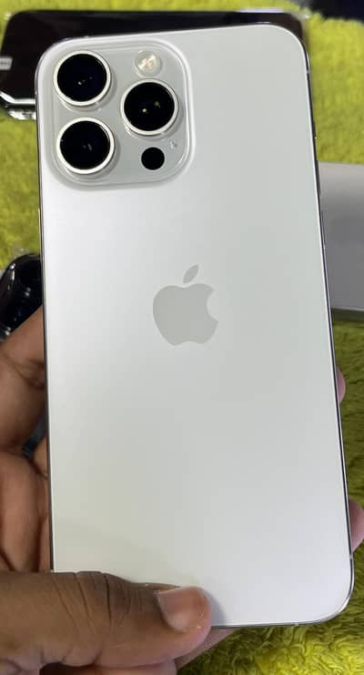 Apple iPhone 15 Pro Max