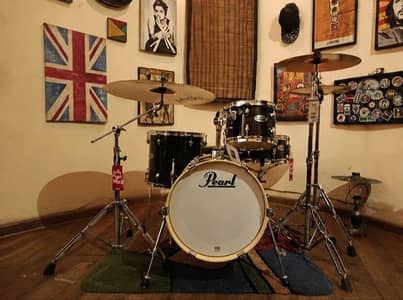 Pearl  "Midtown" drums for sale.