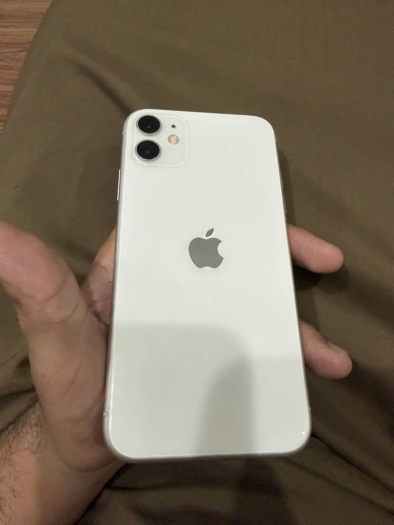 Apple iPhone 11 0
