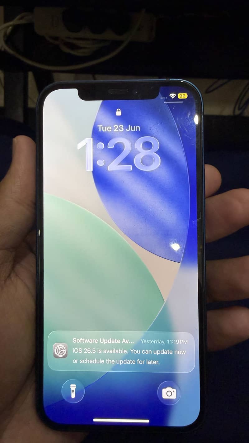 iPhone 12 0