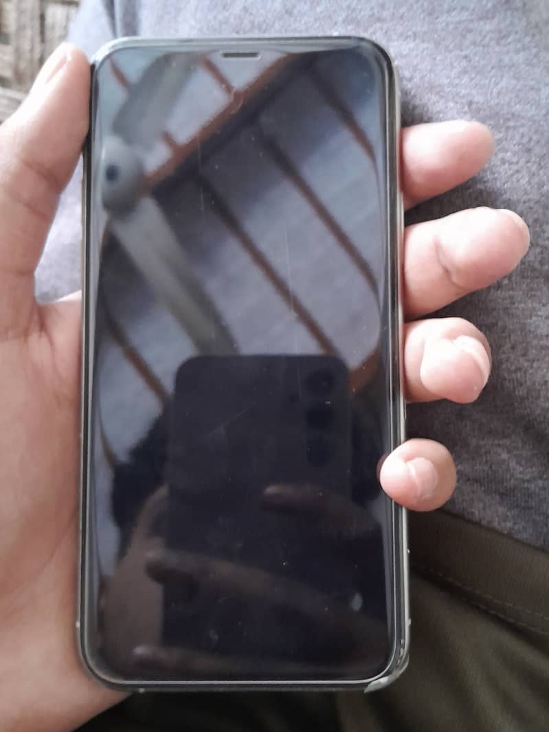 iPhone 11 pro 2