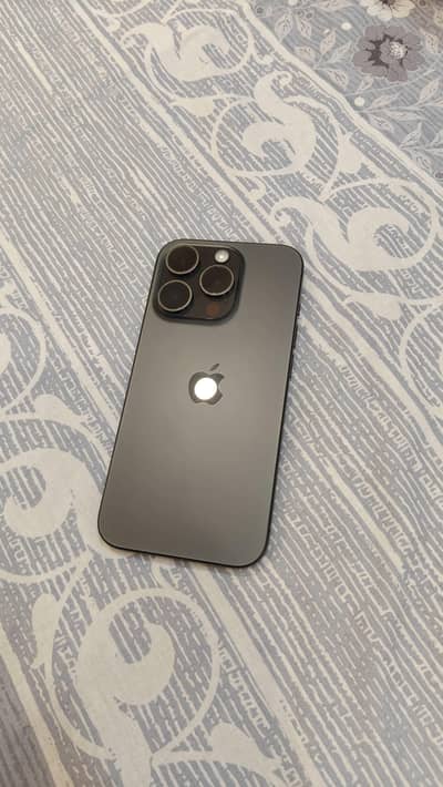 IPhone 15 Pro 256GB — Black Titanium