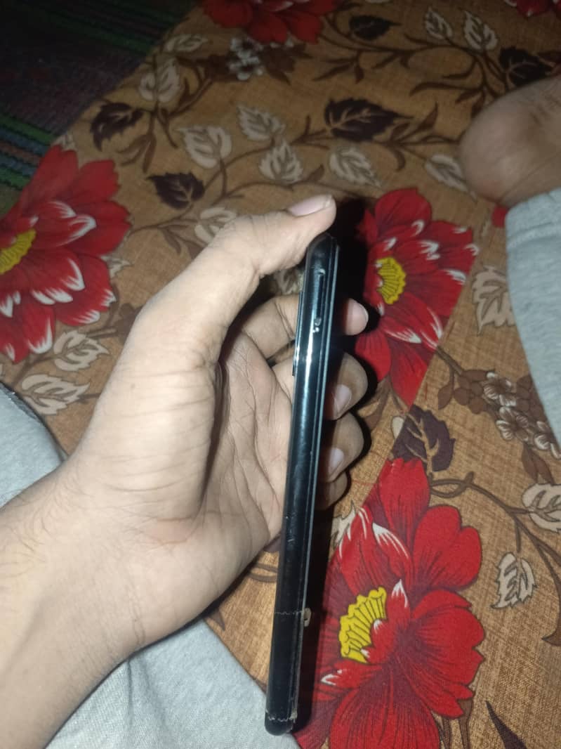 Redmi Note 8 3