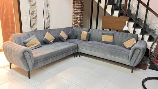 7.5 Seater L shape Sofa set. 10/10 Condition.