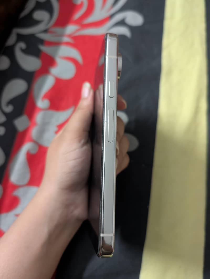 Google Pixel 9 Pro 4