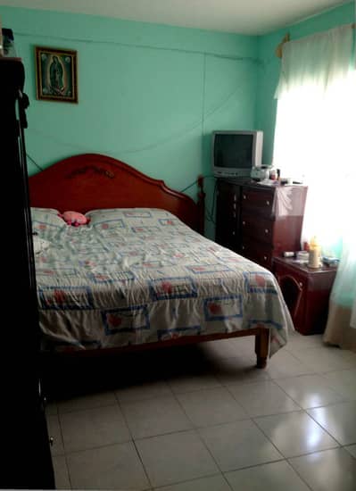 Daily basis room for couple family girls boys