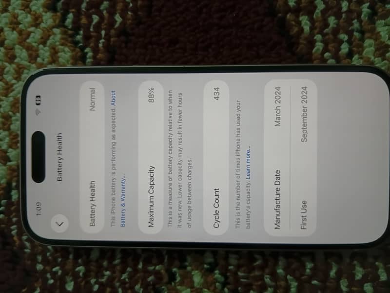 Apple iPhone 15 6