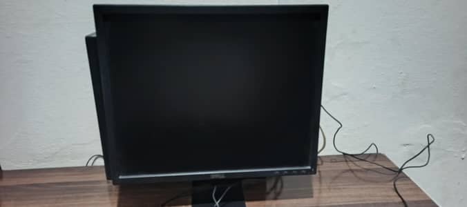 I'm selling branded Computer set LCD+CPU