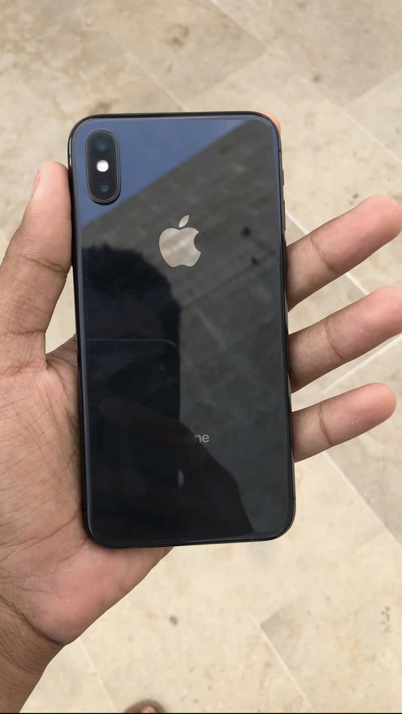 Apple iPhone X 0