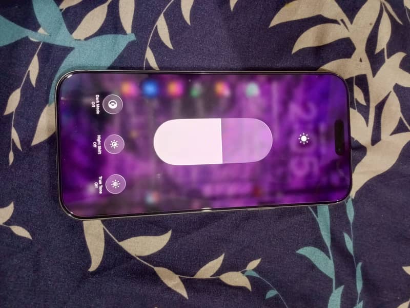 Apple iPhone 16 Pro Max 6