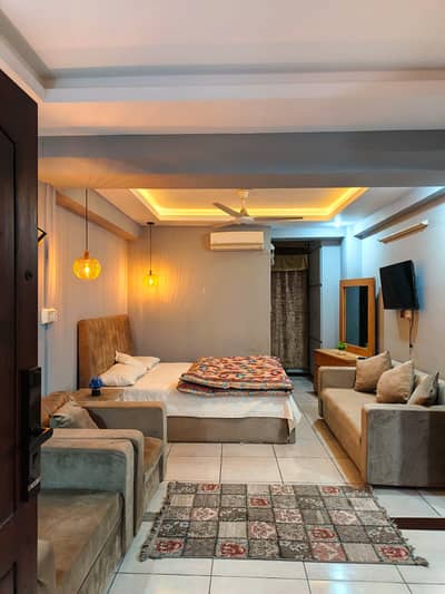2bed fully luxury furnished appartment available for rent in safari villas phase 1 bahria town reasonable rent luxury apartment
