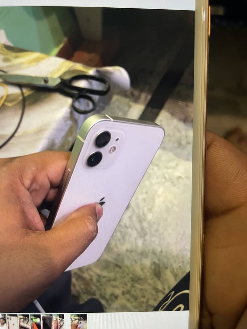 Apple iPhone 12 3